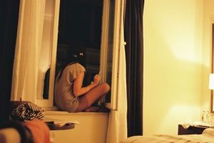 Voel je je buitengesloten? Genegeerd worden, zelfs door een onbekende, doet pijn 1 tumblr_kvg2j8639C1qzsb00o1_500